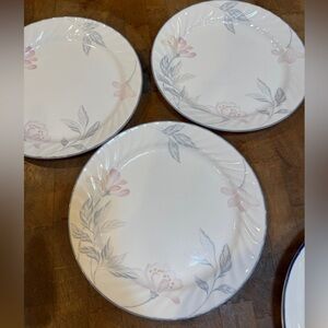 3 Corelle Pink Trio Pink Swirl Floral Dinner Plates 10.25- Set of 3